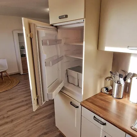 Gemuetliche Zweizimmerwohnung In Borby Ideal Fuer Pendler * Эккернфёрде